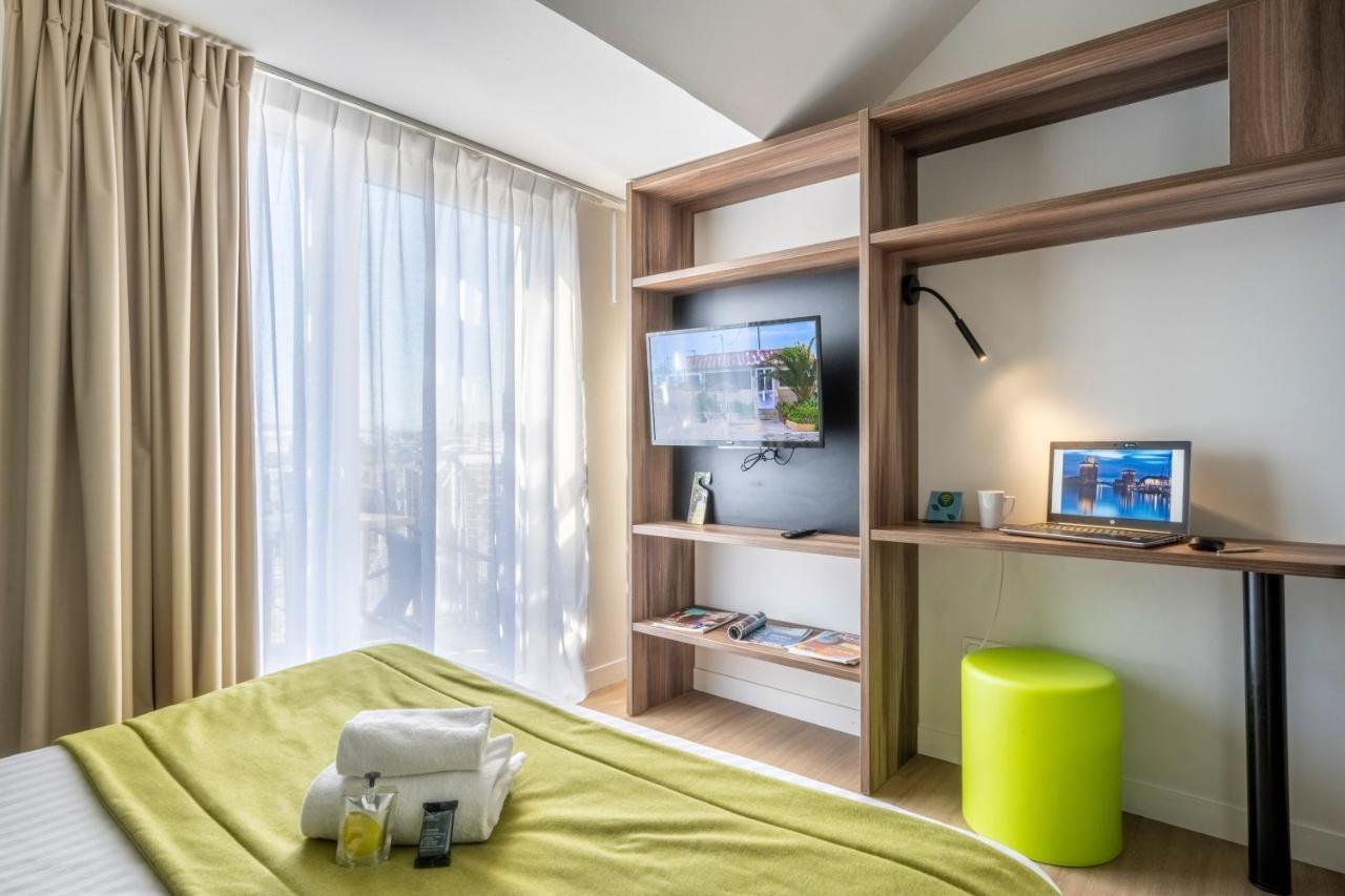 לה רושל Athome Residence Et Spa מראה חיצוני תמונה
